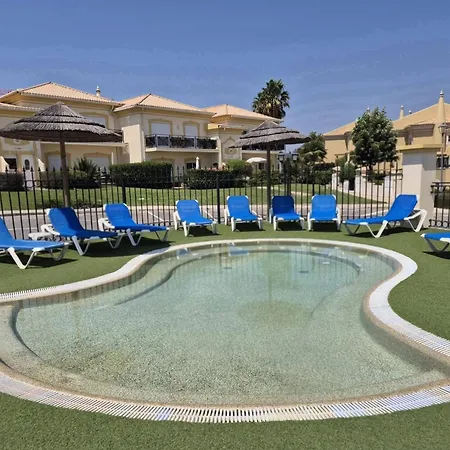 Em Luxury Golf Apartment